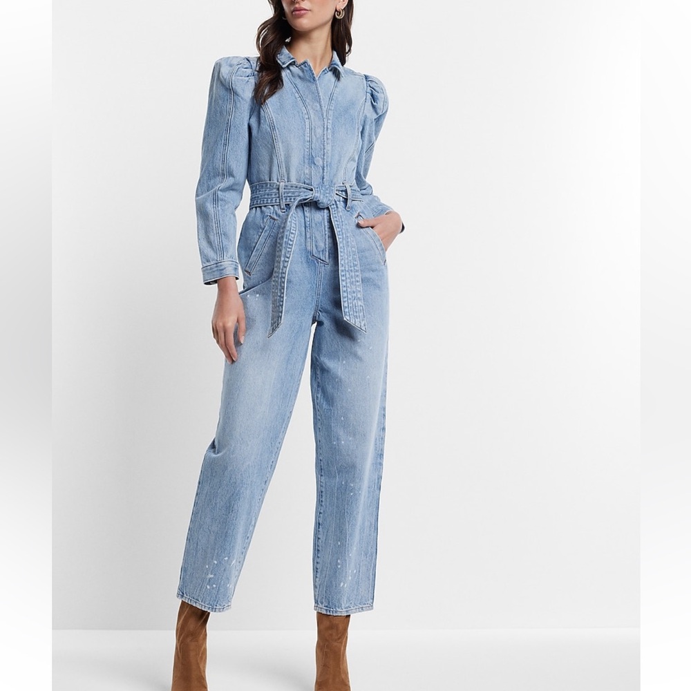NWT Express Puff Sleeve Tie Waist Medium Wash
Denim Jumpsuit